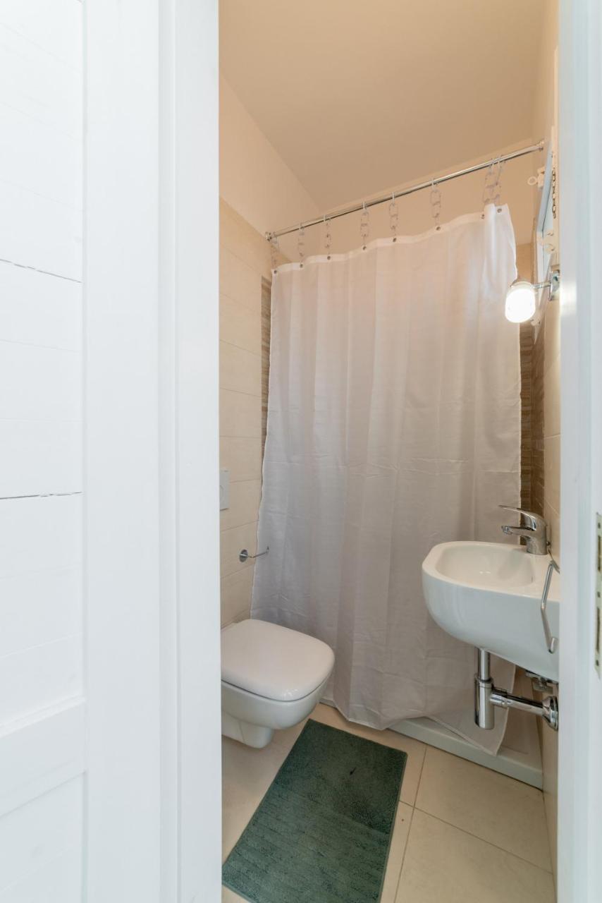 Macchia Mediterranea Guest House Bari Luaran gambar